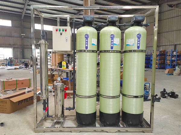 软化水设备在水处理设备中的特点和应用范围